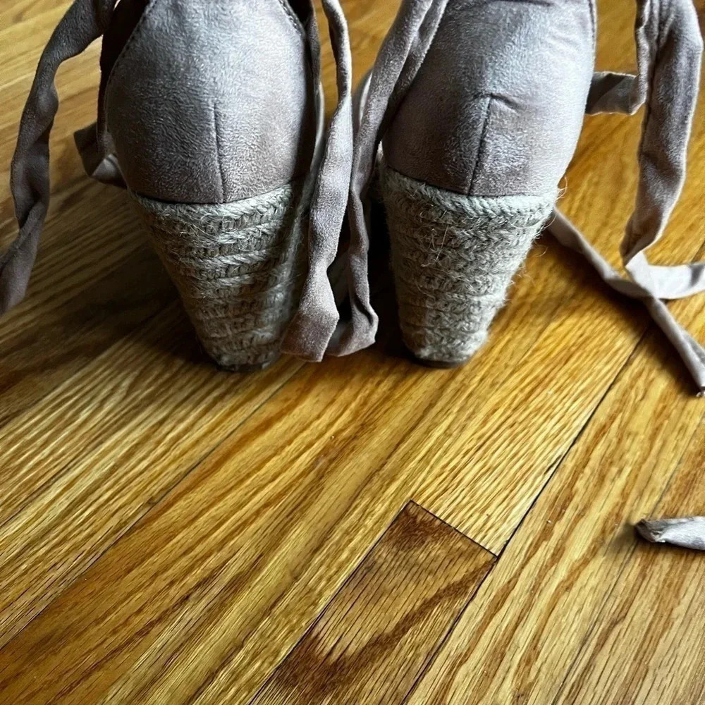 Beige espadrilles - Picture 4 of 6